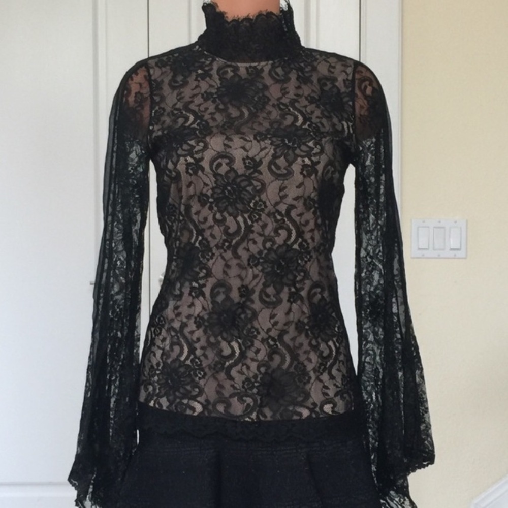 BCBG MaxAzria Lined Lace Top
